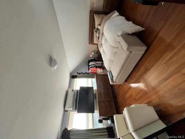 #7 photo, 12411 25th Avenue, クイーンズ区 College Point , NY 11356