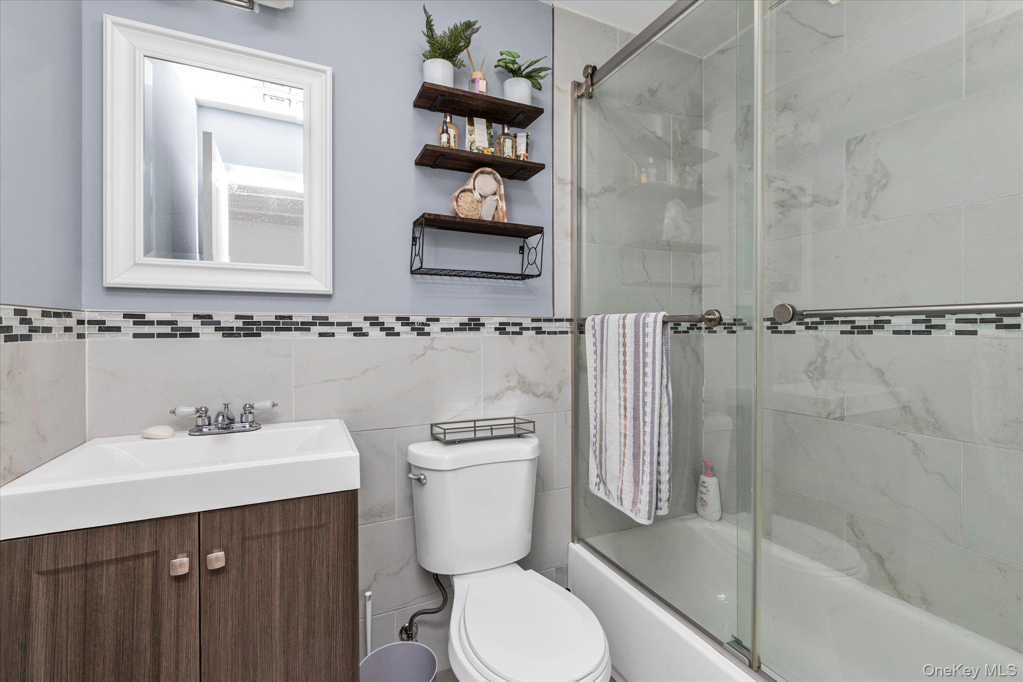 #12 photo, 142 S Franklin Street, Hempstead , NY 11550