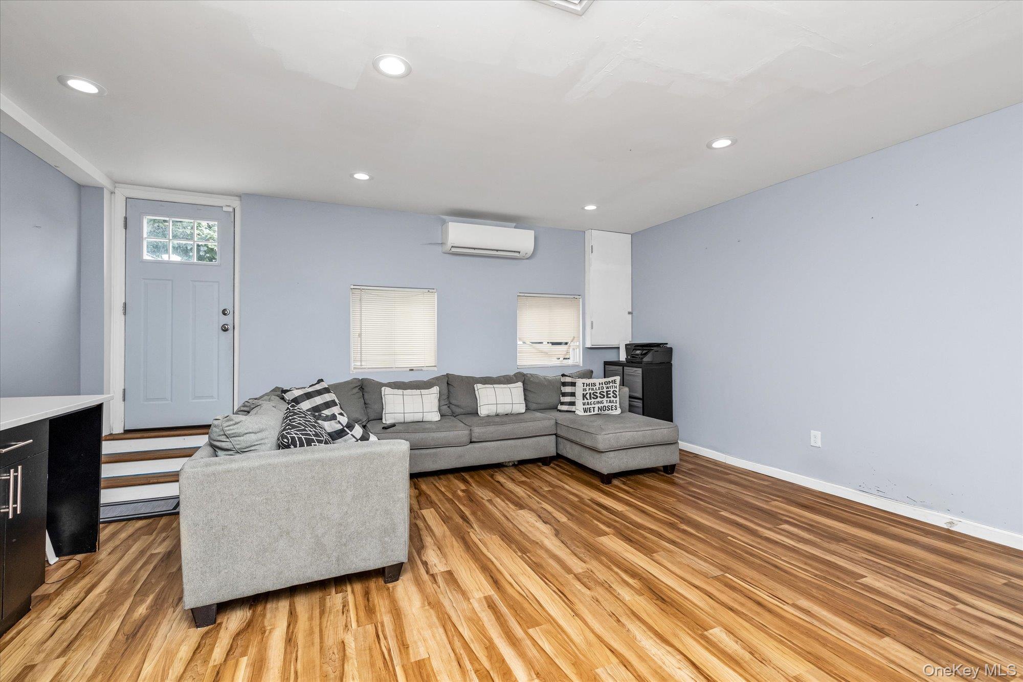 #18 photo, 142 S Franklin Street, Hempstead , NY 11550