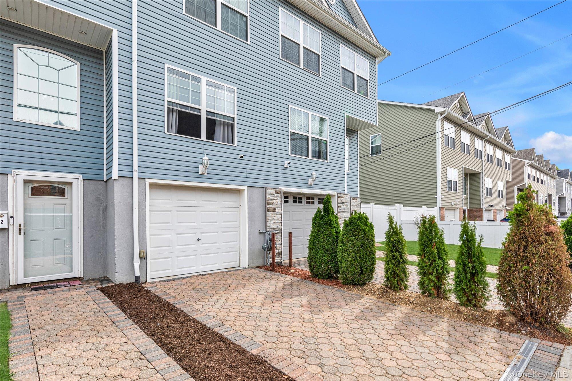 #2 photo, 142 S Franklin Street, Hempstead , NY 11550