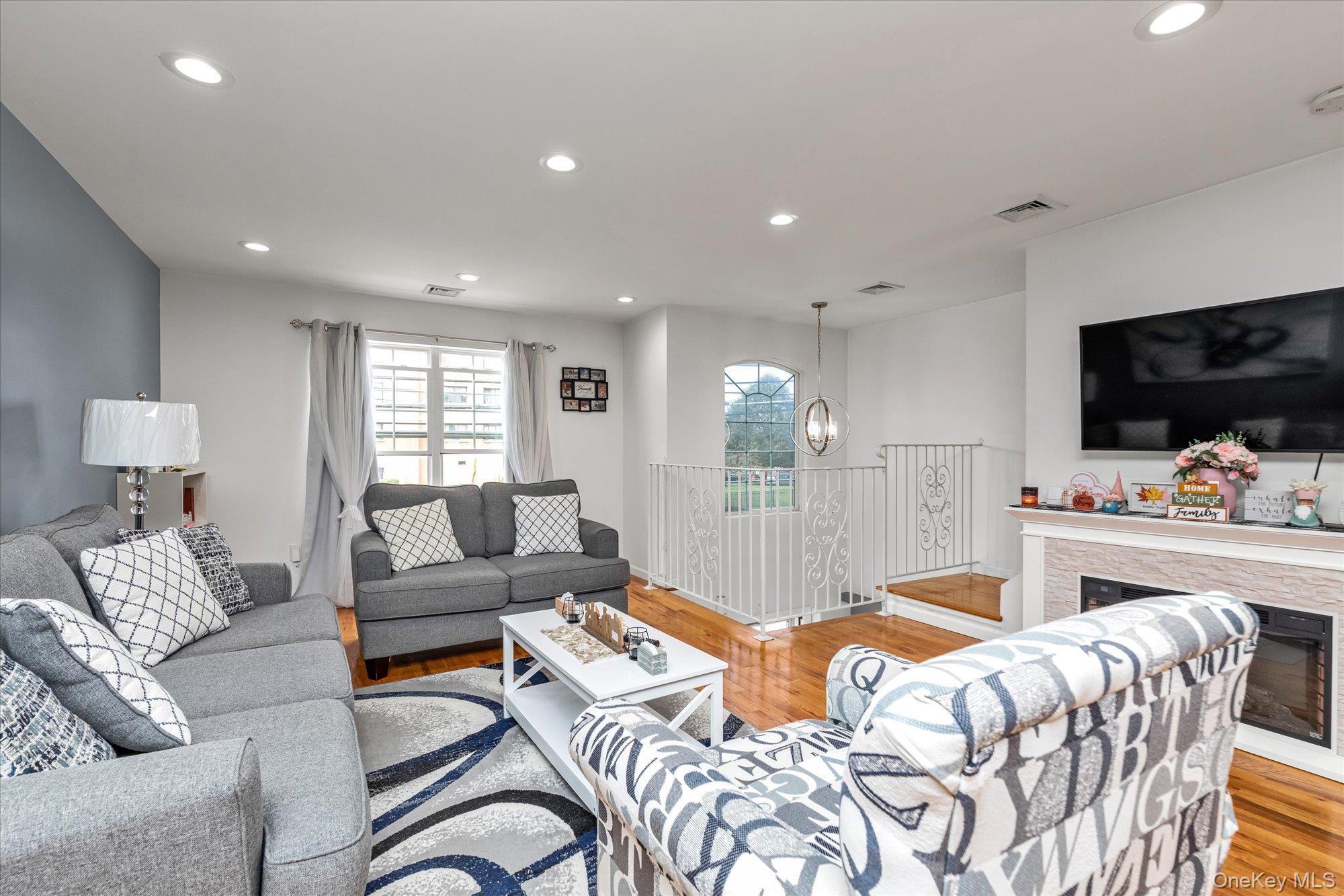 #4 photo, 142 S Franklin Street, Hempstead , NY 11550