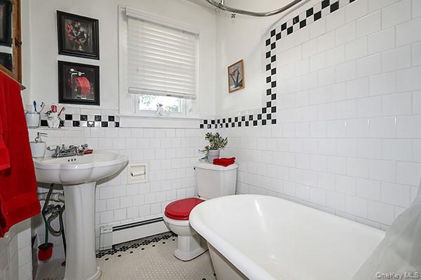 #18 photo, 230 Kensington Avenue, Bayport , NY 11705