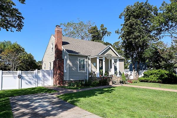 #3 photo, 230 Kensington Avenue, Bayport , NY 11705