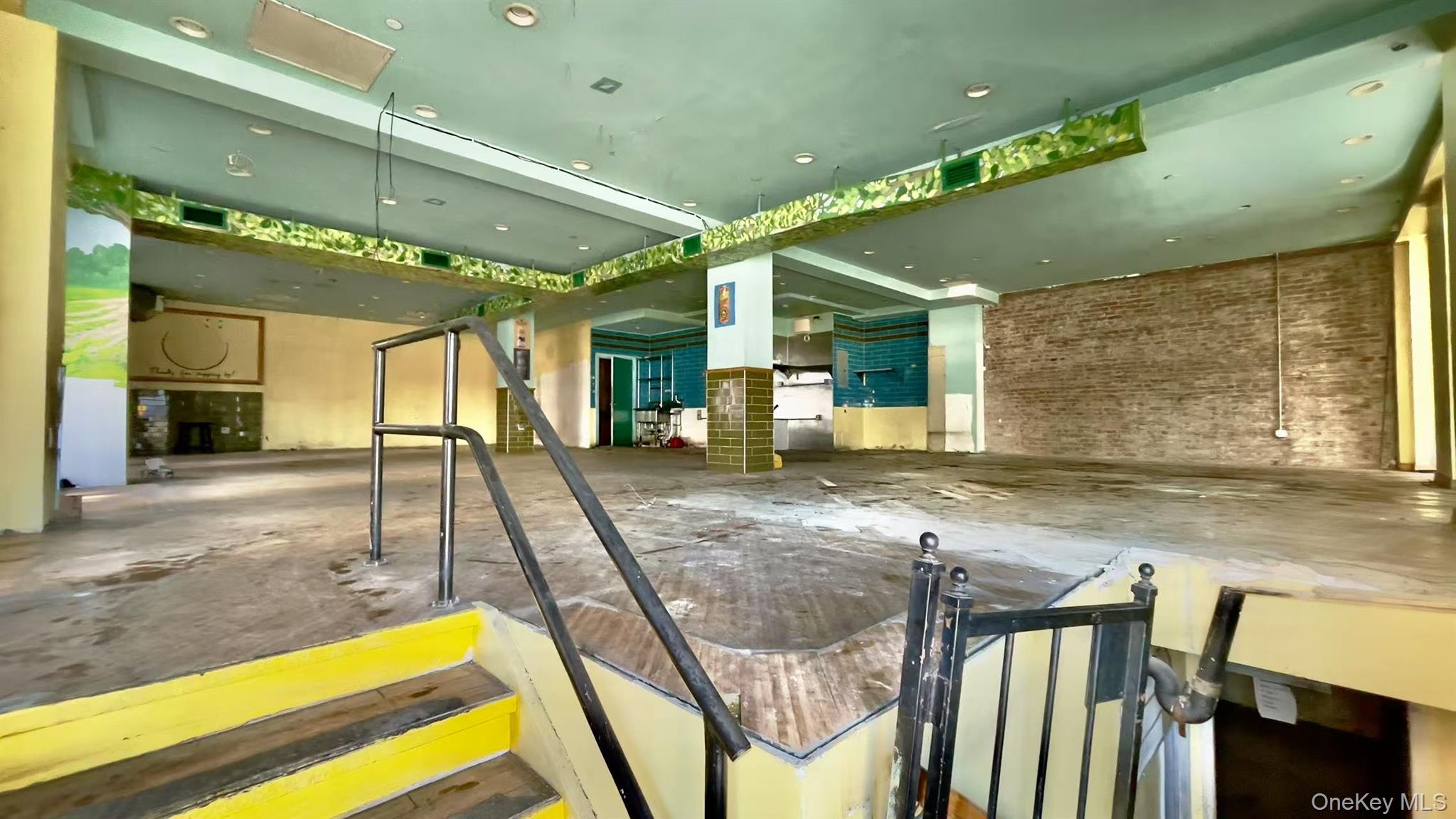 #5 photo, 599 4th a 4th, Brooklyn , NY 11232