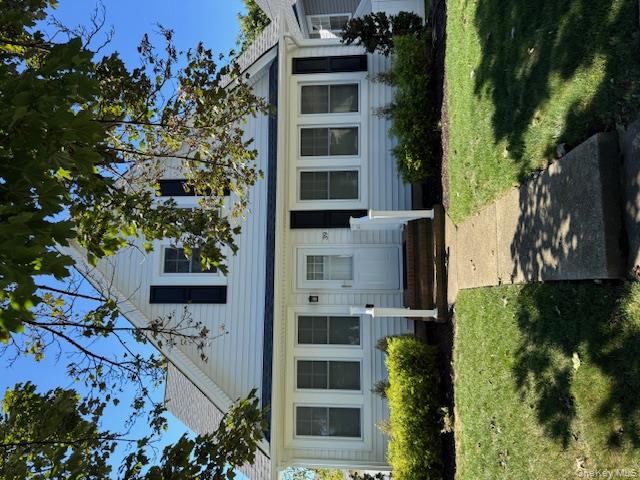 #1 photo, 39 Fountain Street, Hicksville , NY 11801