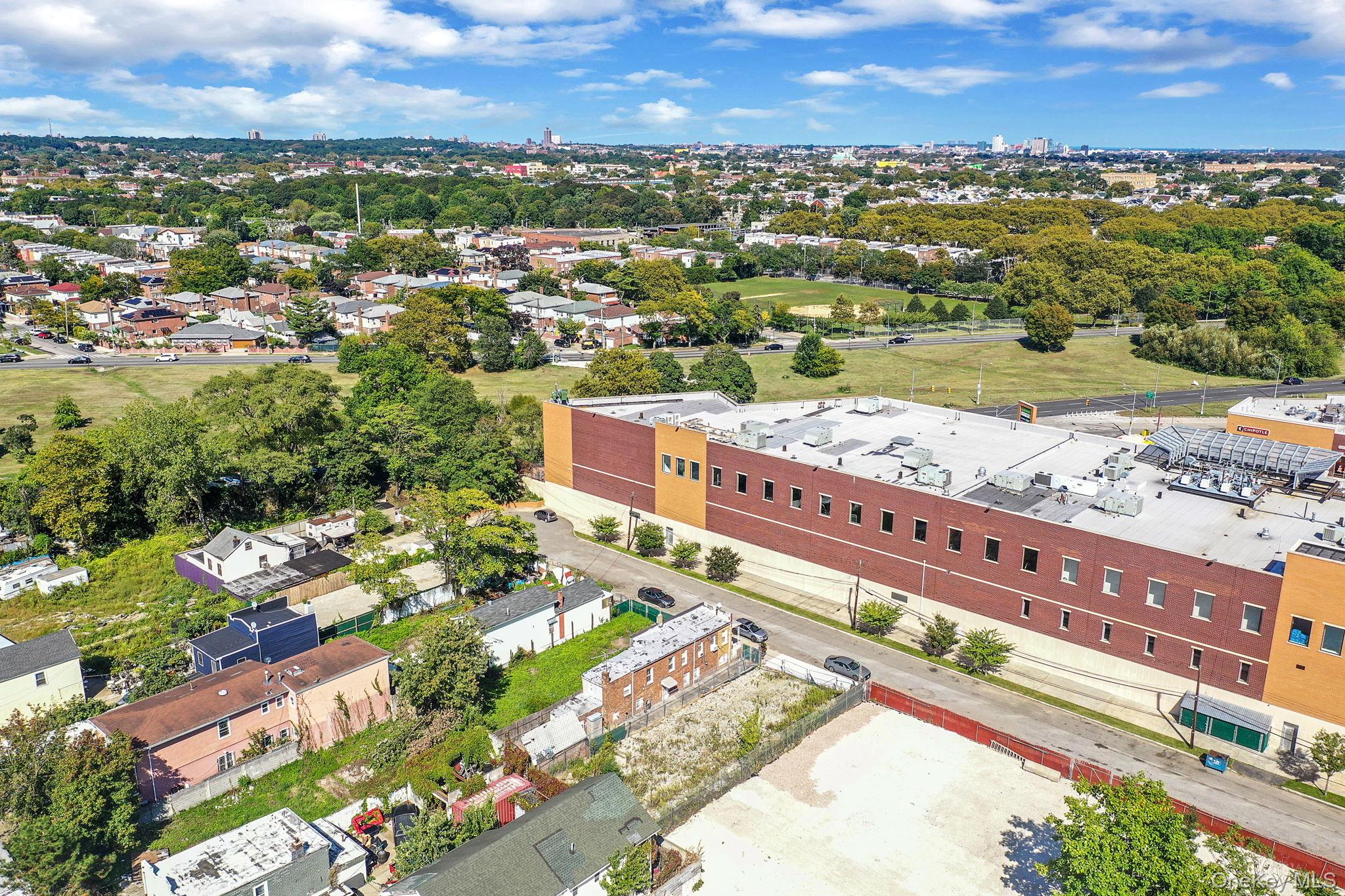 #12 photo, 133-24 78th Street, クイーンズ区 Howard Beach , NY 11414