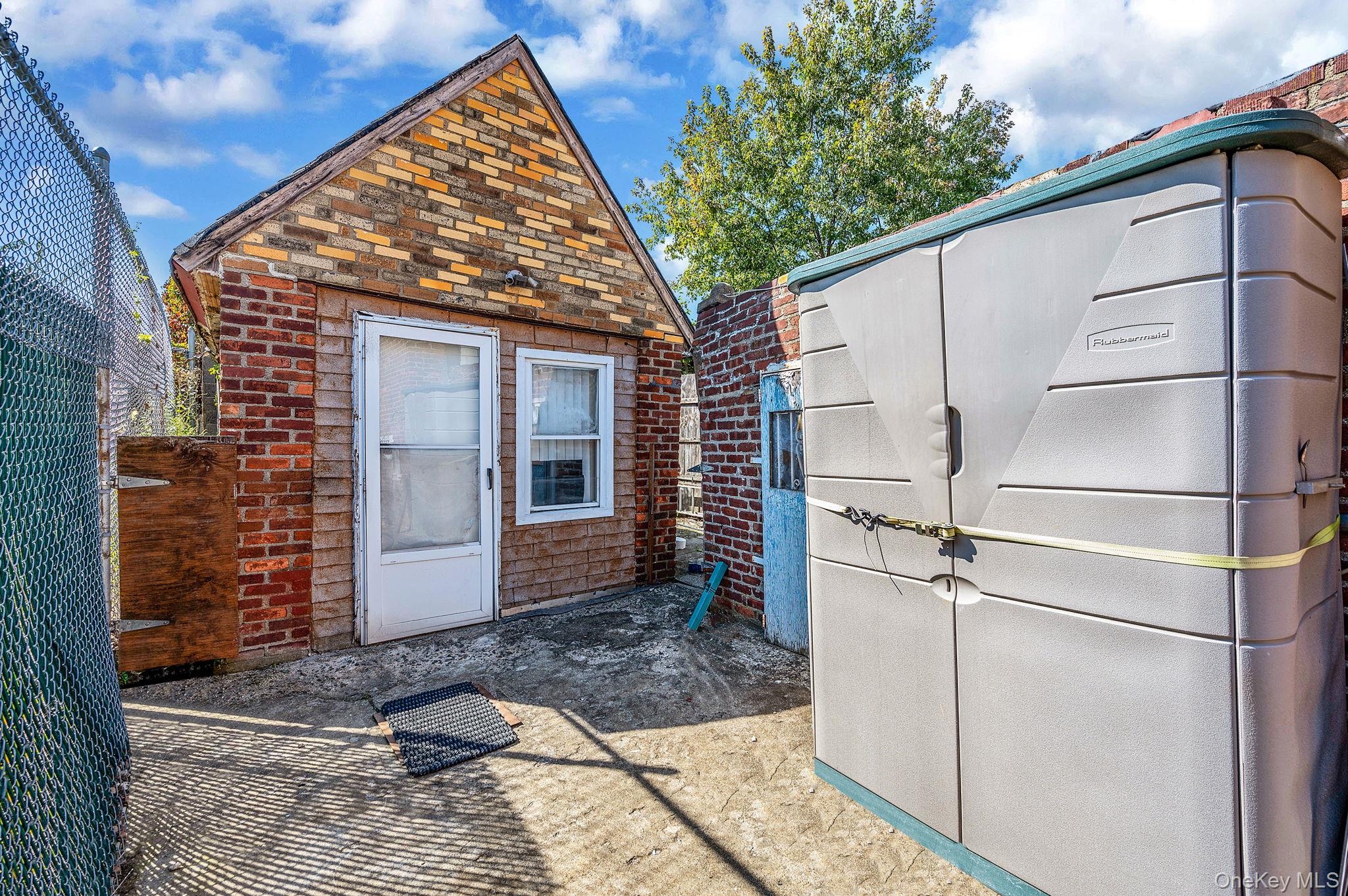 #5 photo, 133-24 78th Street, クイーンズ区 Howard Beach , NY 11414