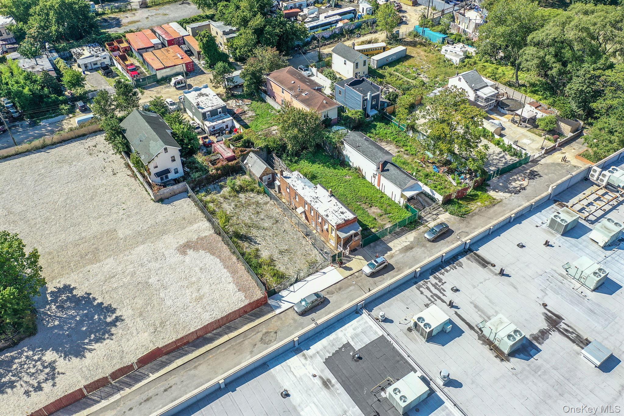 #8 photo, 133-24 78th Street, クイーンズ区 Howard Beach , NY 11414