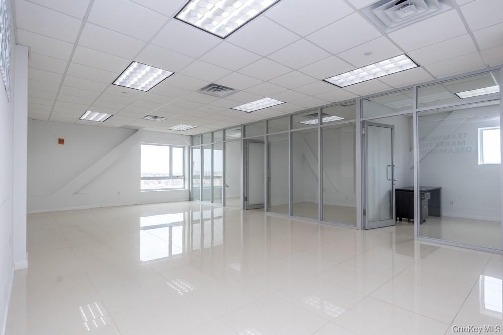 #2 photo, 136-33 37th Avenue, クイーンズ区 Flushing , NY 11354