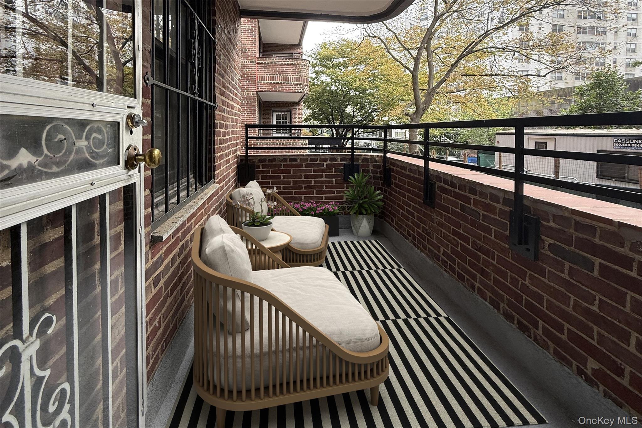 #1 photo, 123-35 82nd Road, क्यू गार्डन्स Kew Gardens , NY 11415