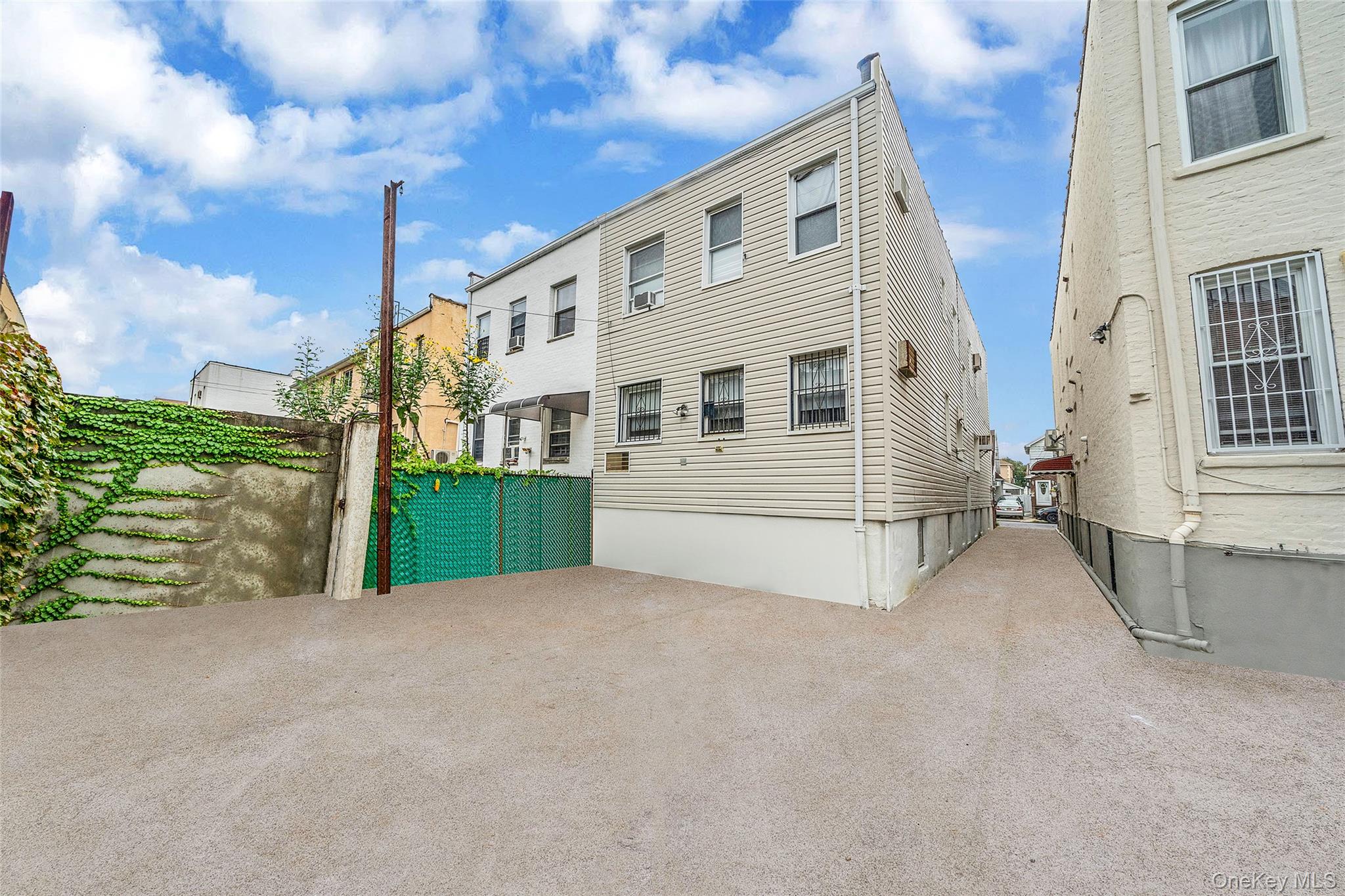 #5 photo, 1932 W 13th Street, ブルックリン区 Brooklyn , NY 11223