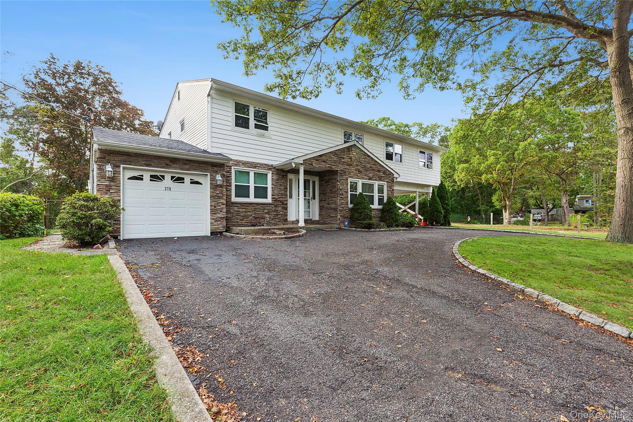 #2 photo, 370 Blue Point Road, Farmingville , NY 11738