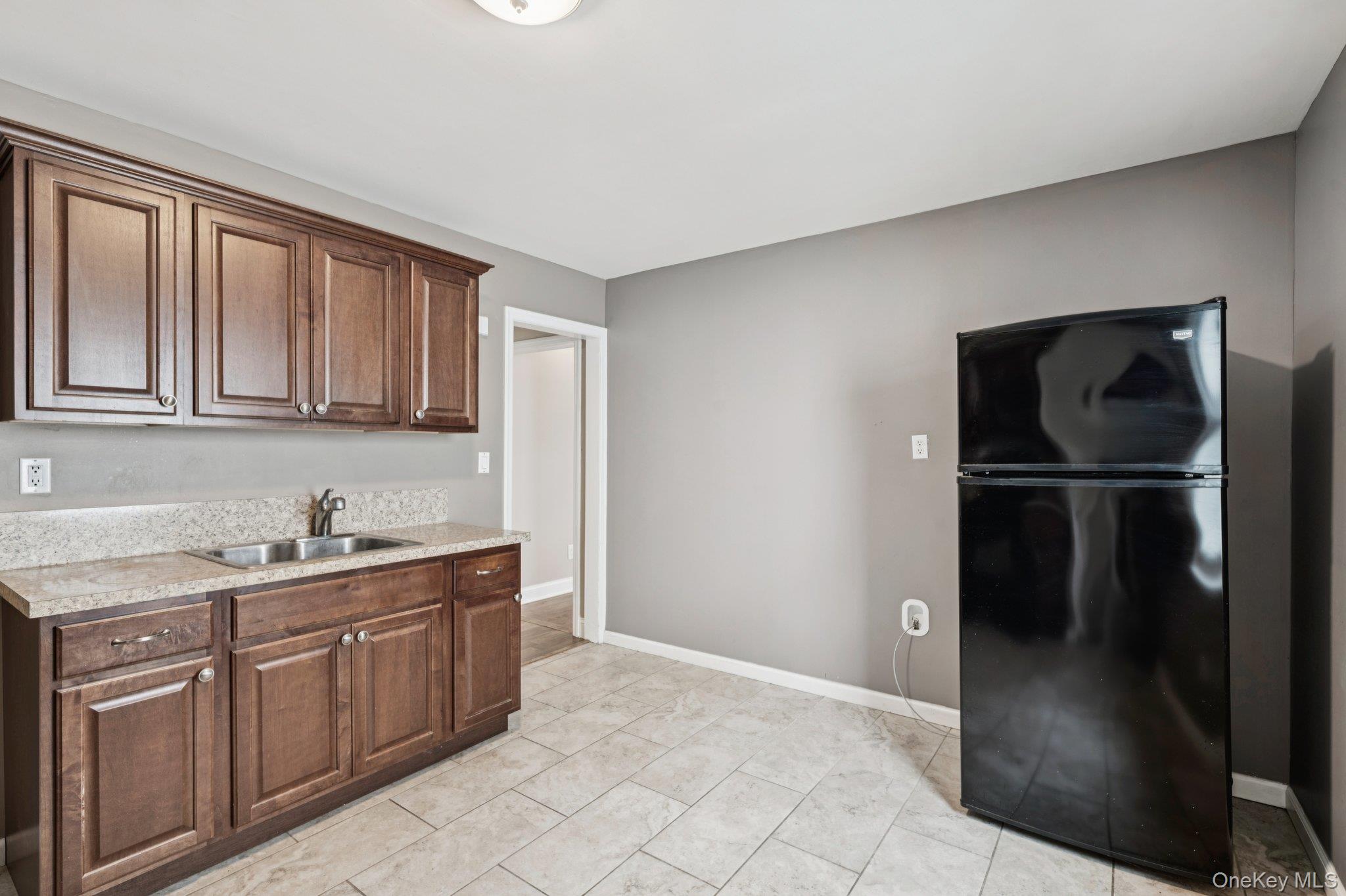 #9 photo, 105 Devon Road, ナッソー郡 Albertson , NY 11507