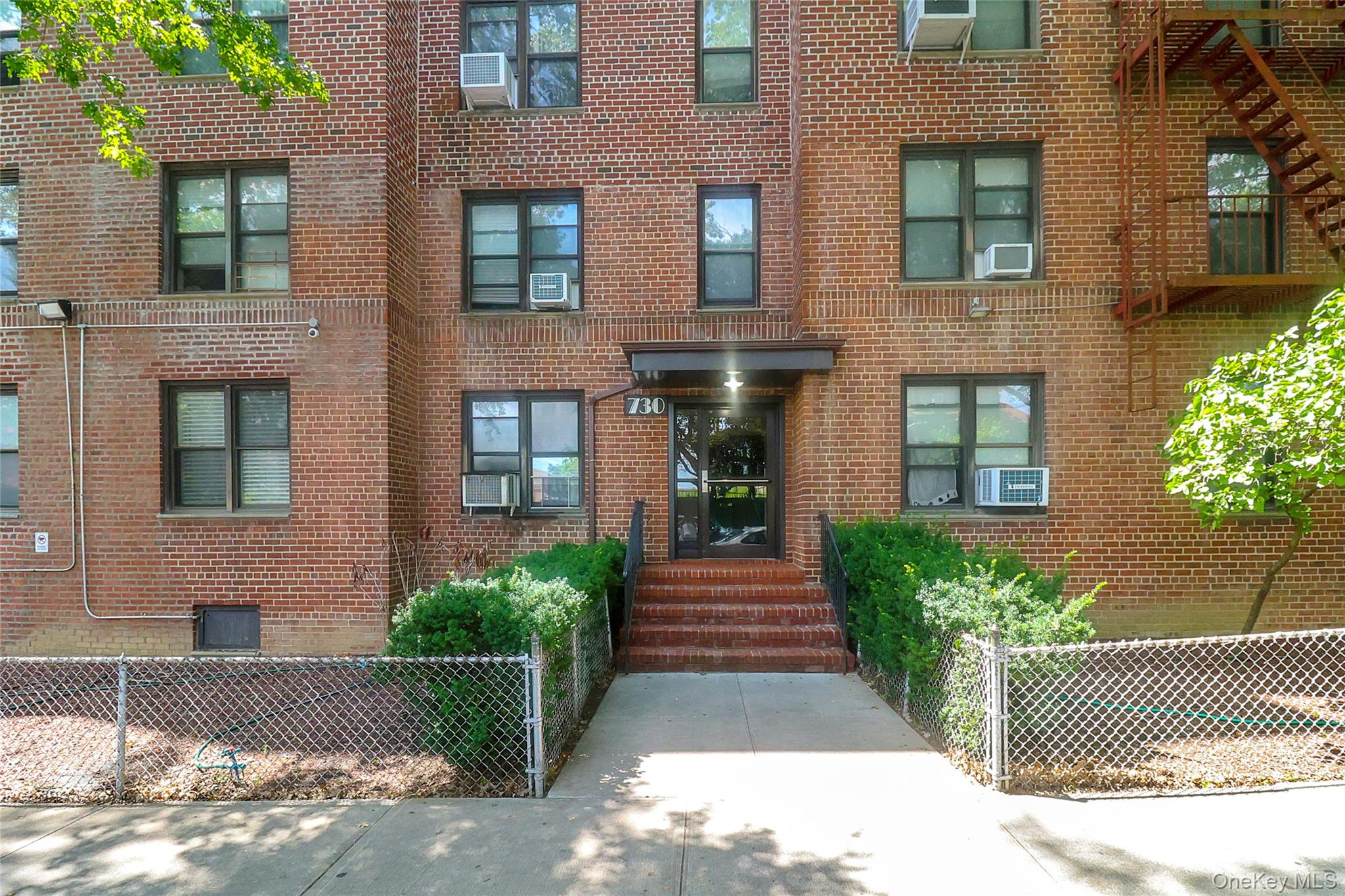 #1 photo, 730 E 232nd Street, Bronx , NY 10466