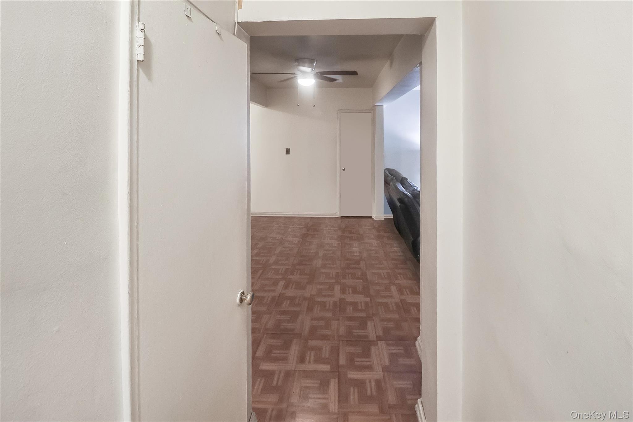 #10 photo, 730 E 232nd Street, Bronx , NY 10466