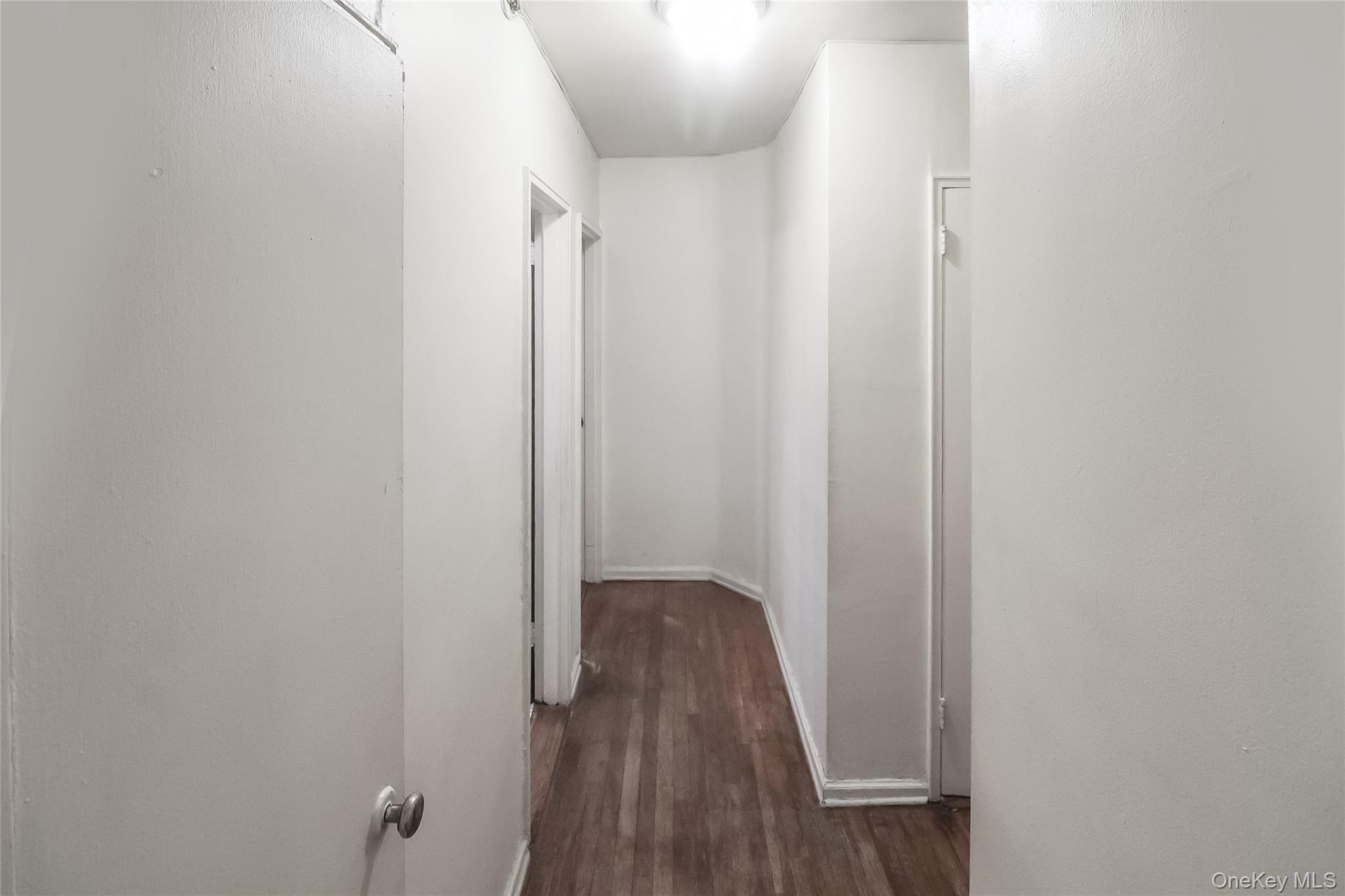 #16 photo, 730 E 232nd Street, Bronx , NY 10466