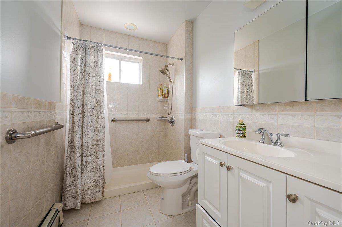 #14 photo, 248 Throggs Neck Boulevard, Bronx , NY 10465