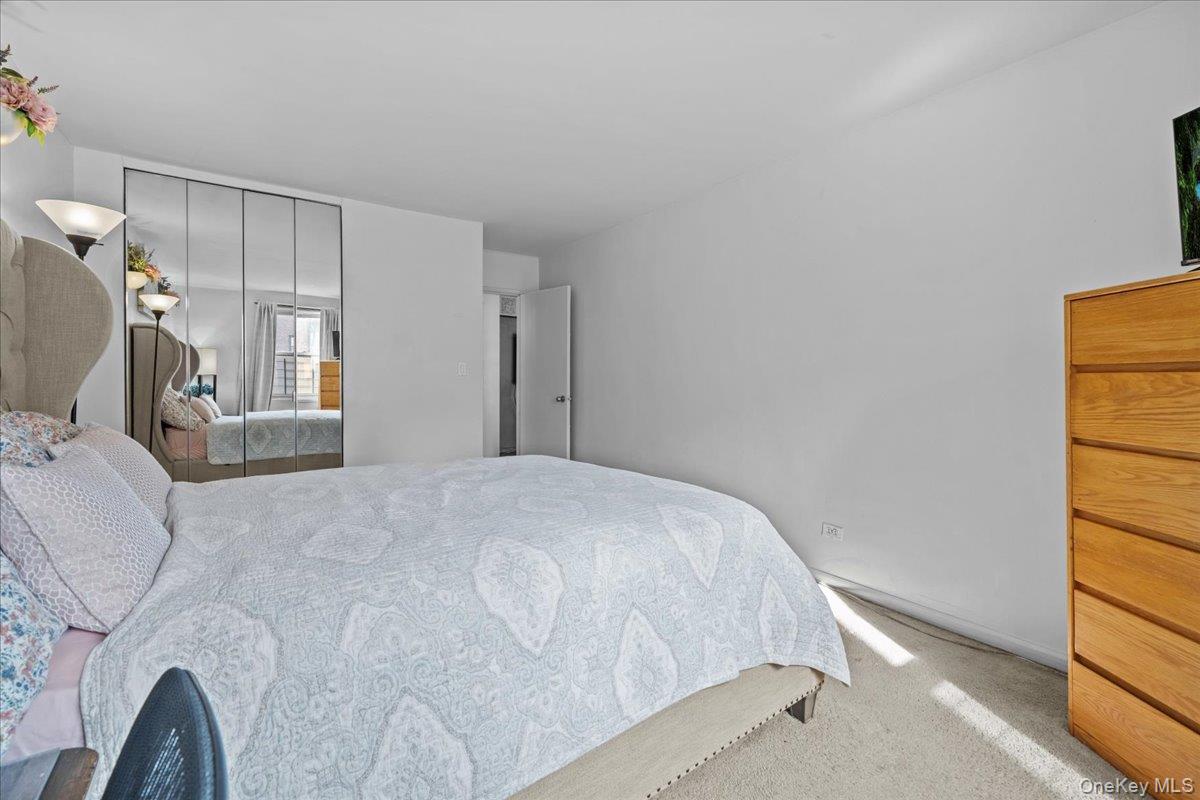 #8 photo, 3520 Tryon Avenue, Bronx , NY 10467