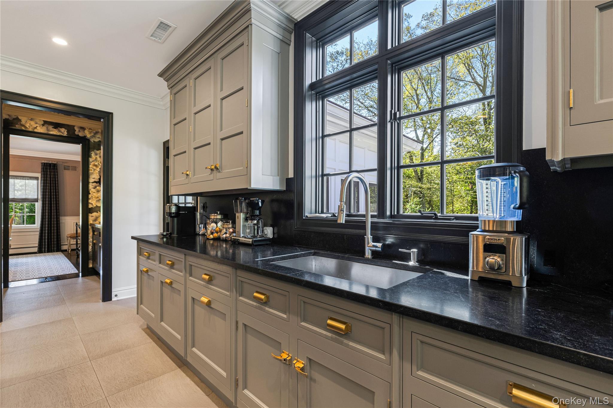 #10 photo, 20 Woodland Drive, Rye Brook , NY 10573