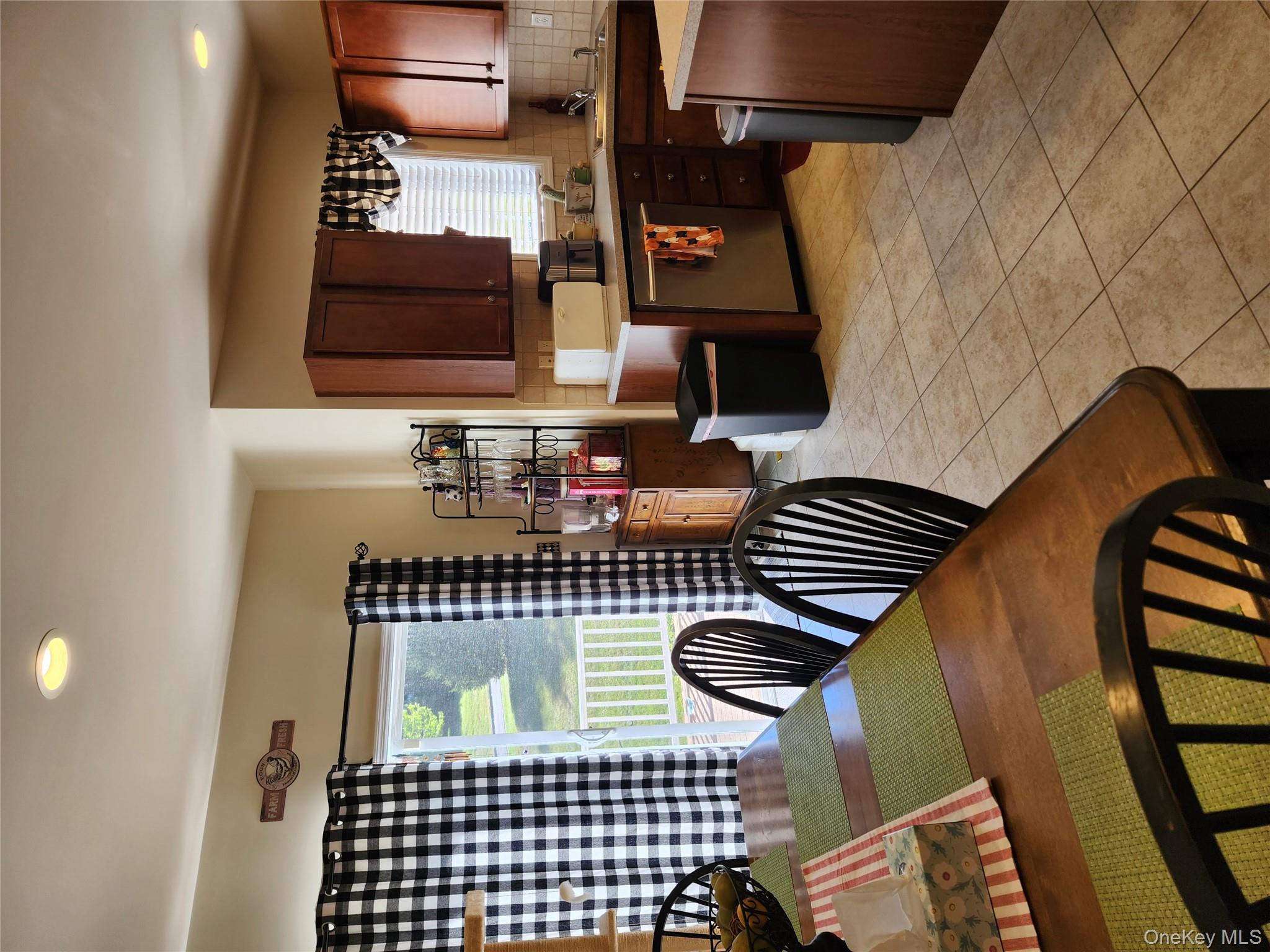 #11 photo, 176 N River Drive, Beacon , NY 12508