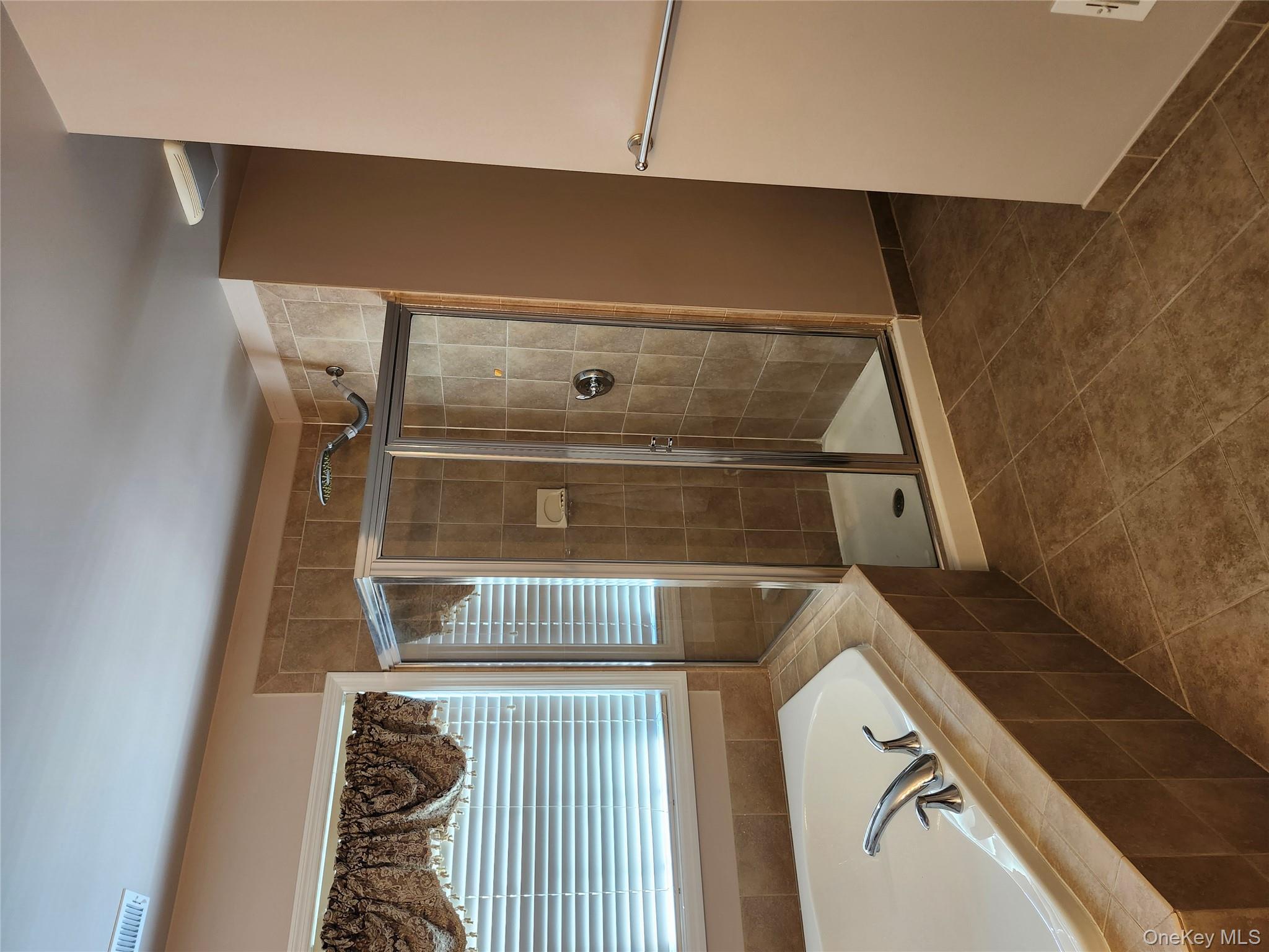 #16 photo, 176 N River Drive, Beacon , NY 12508