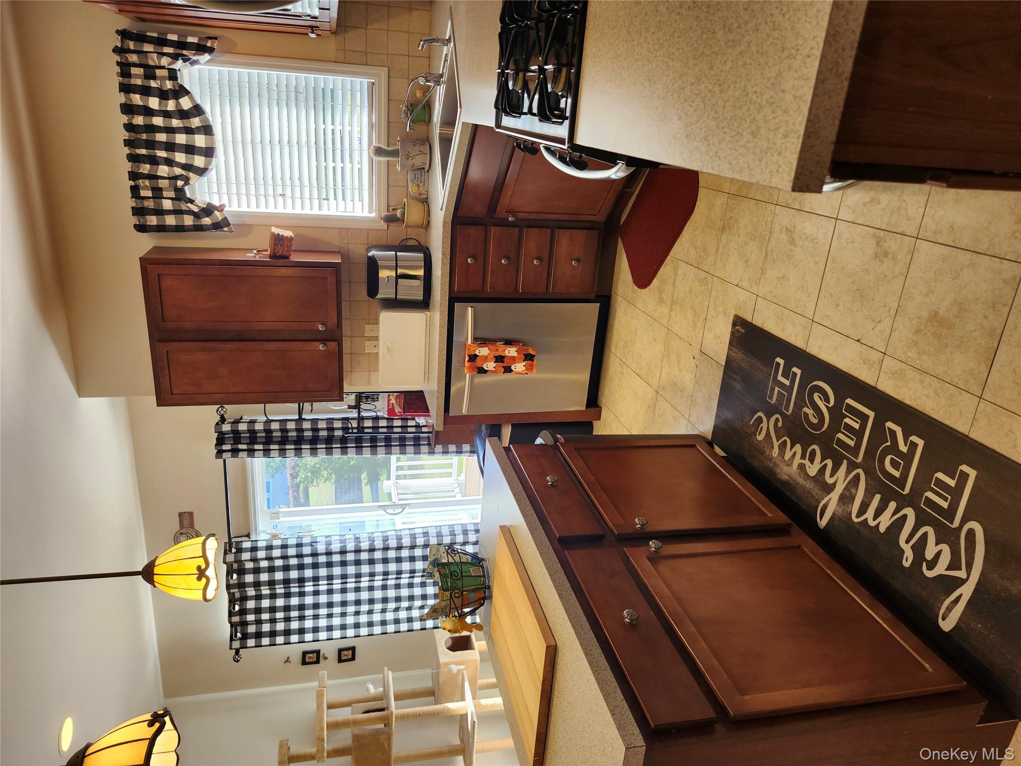 #8 photo, 176 N River Drive, Beacon , NY 12508