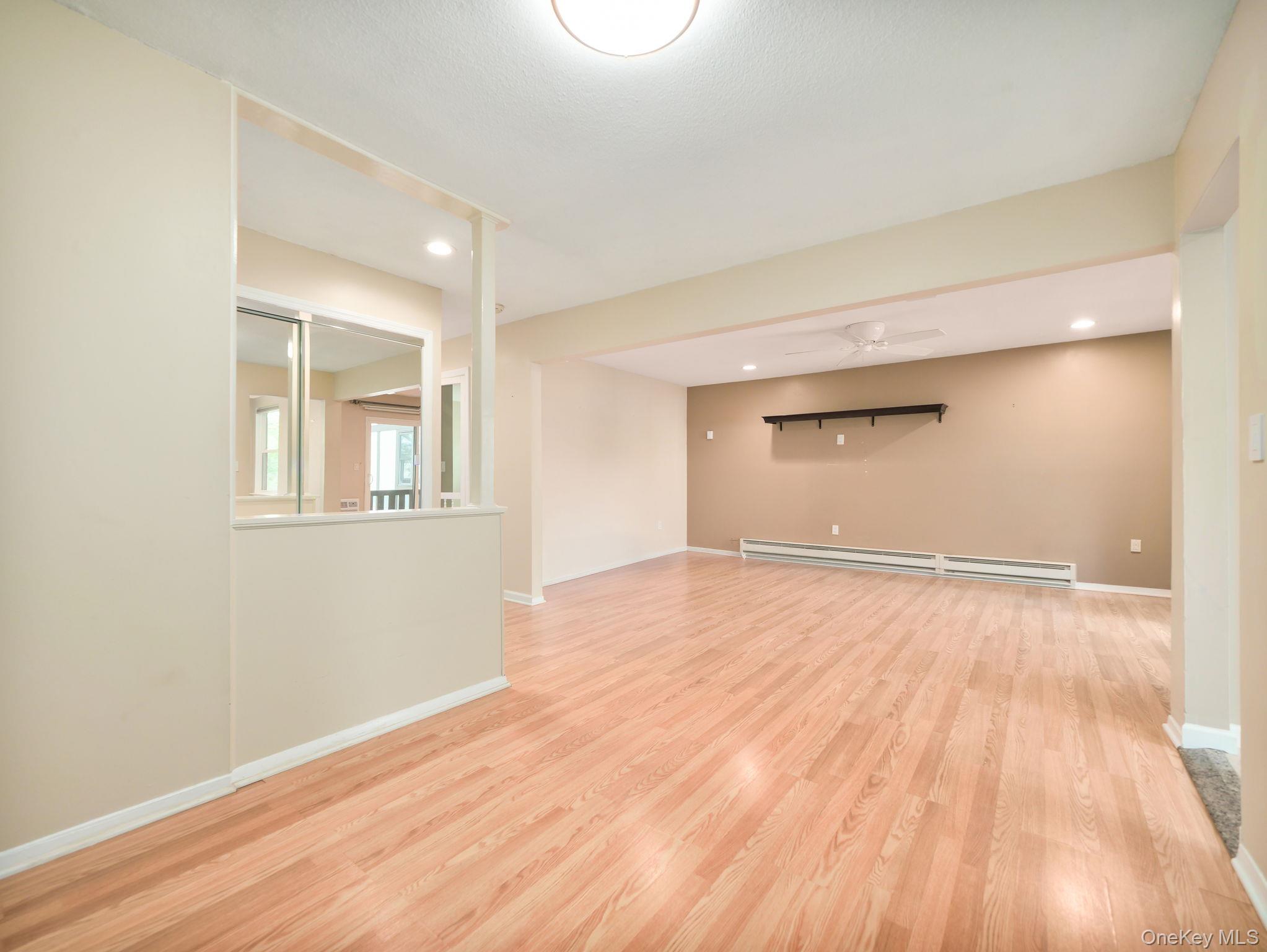 #8 photo, 704 Sierra Vista Lane, Valley Cottage , NY 10989