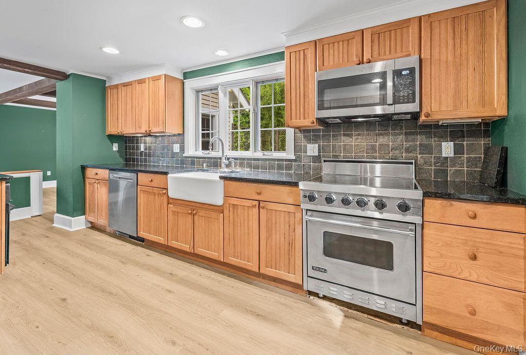 #10 photo, 127 Route 100, Katonah , NY 10536