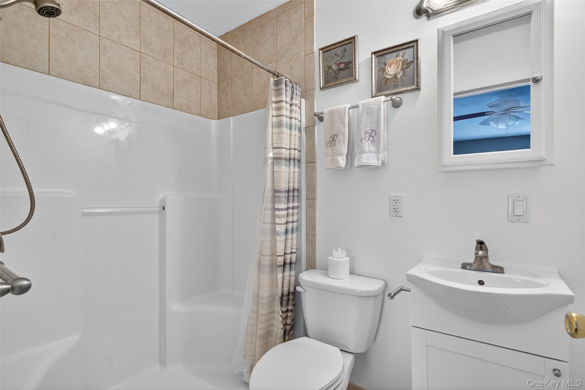 #19 photo, 34 Capital Drive, Washingtonville , NY 10992