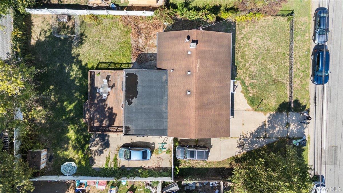 #17 photo, 1706 Manatuck Boulevard, Bay Shore , NY 11706