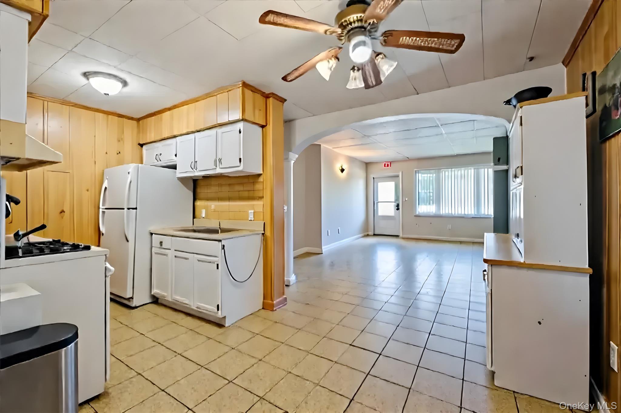 #3 photo, 1706 Manatuck Boulevard, Bay Shore , NY 11706