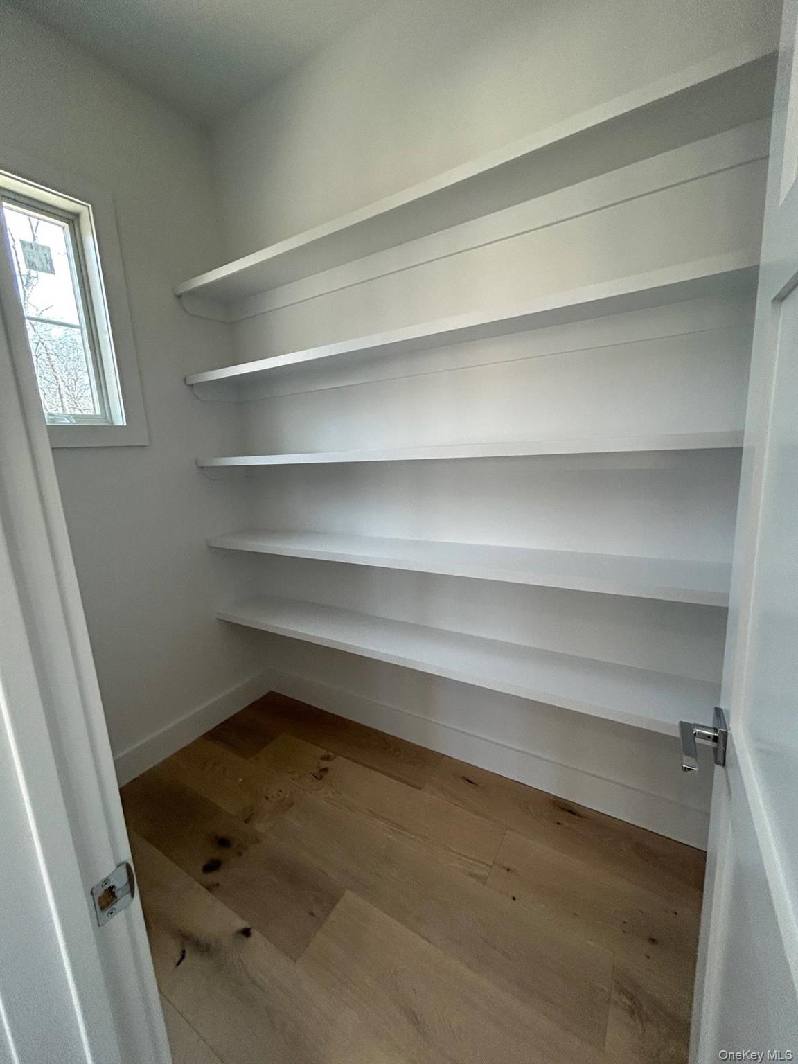 #10 photo, 37 Peconic Bay, サフォーク郡 Southampton , NY 11968