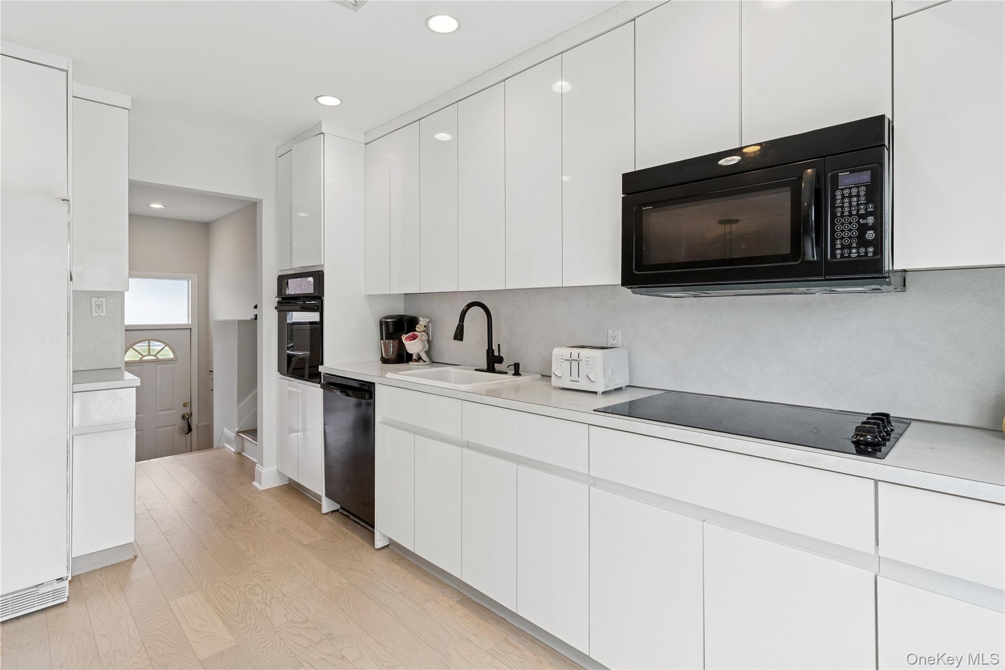 #11 photo, 3612 Ladonia Street, ナッソー郡 Seaford , NY 11783