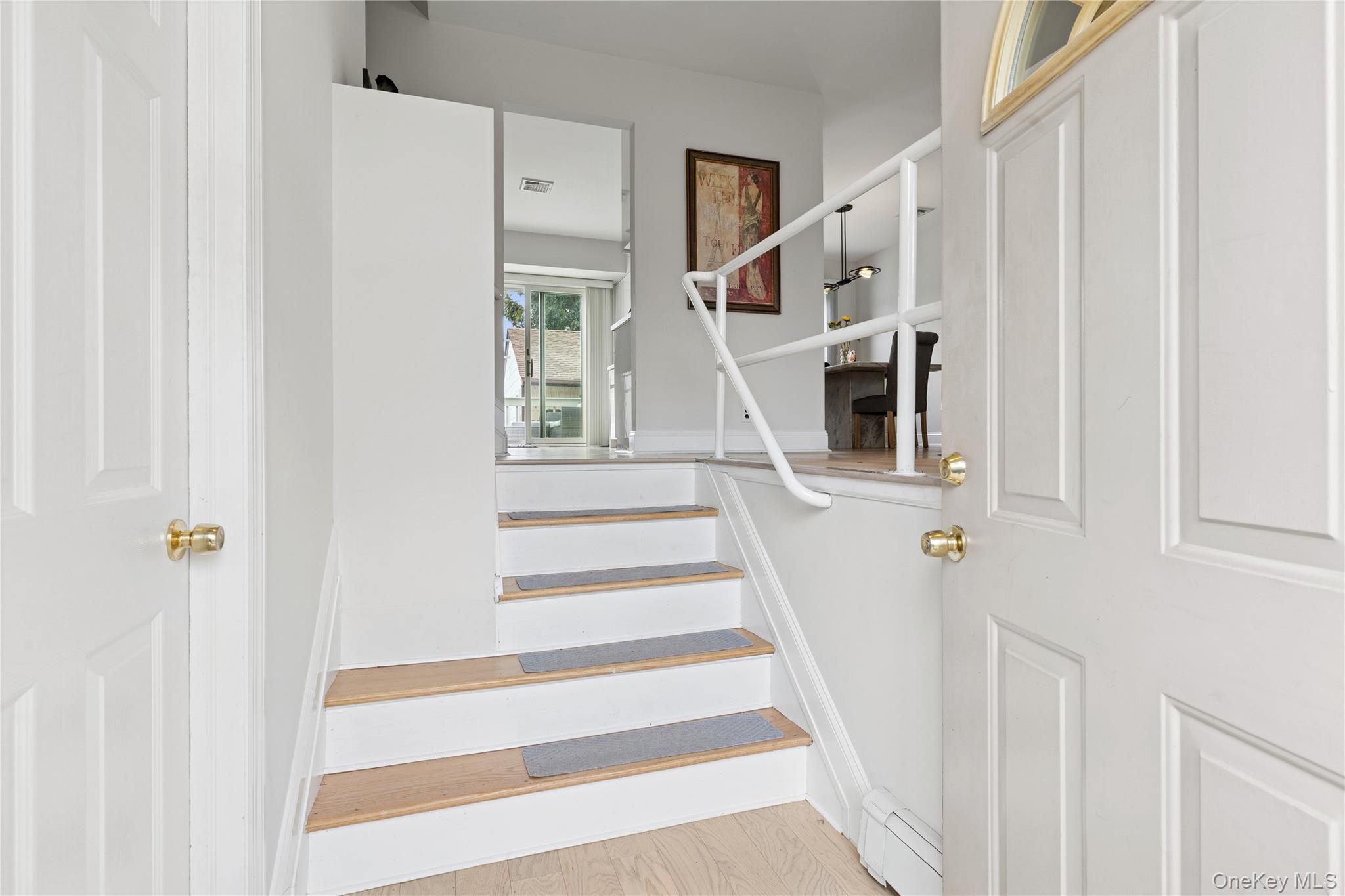 #6 photo, 3612 Ladonia Street, ナッソー郡 Seaford , NY 11783