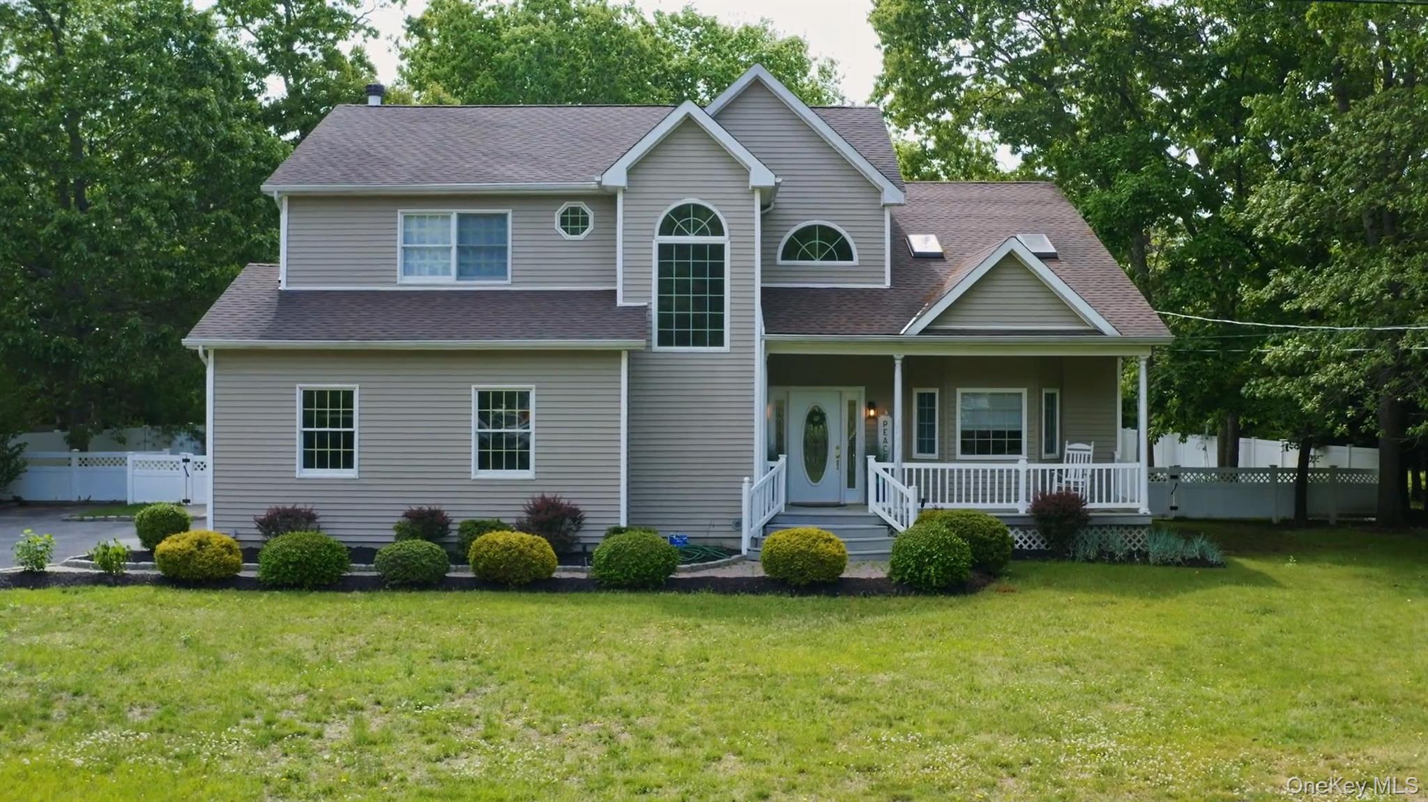 #1 photo, 5 Mill Race Road, Hampton Bays , NY 11946