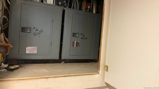 #11 photo, 264-15 82nd Ave, Floral Park , NY NY 11004