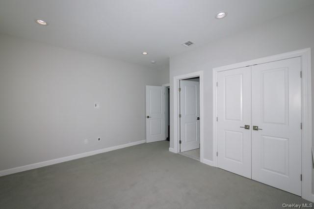 #14 photo, 198 Sutton Court, サフォーク郡 Mount Sinai , NY 11766