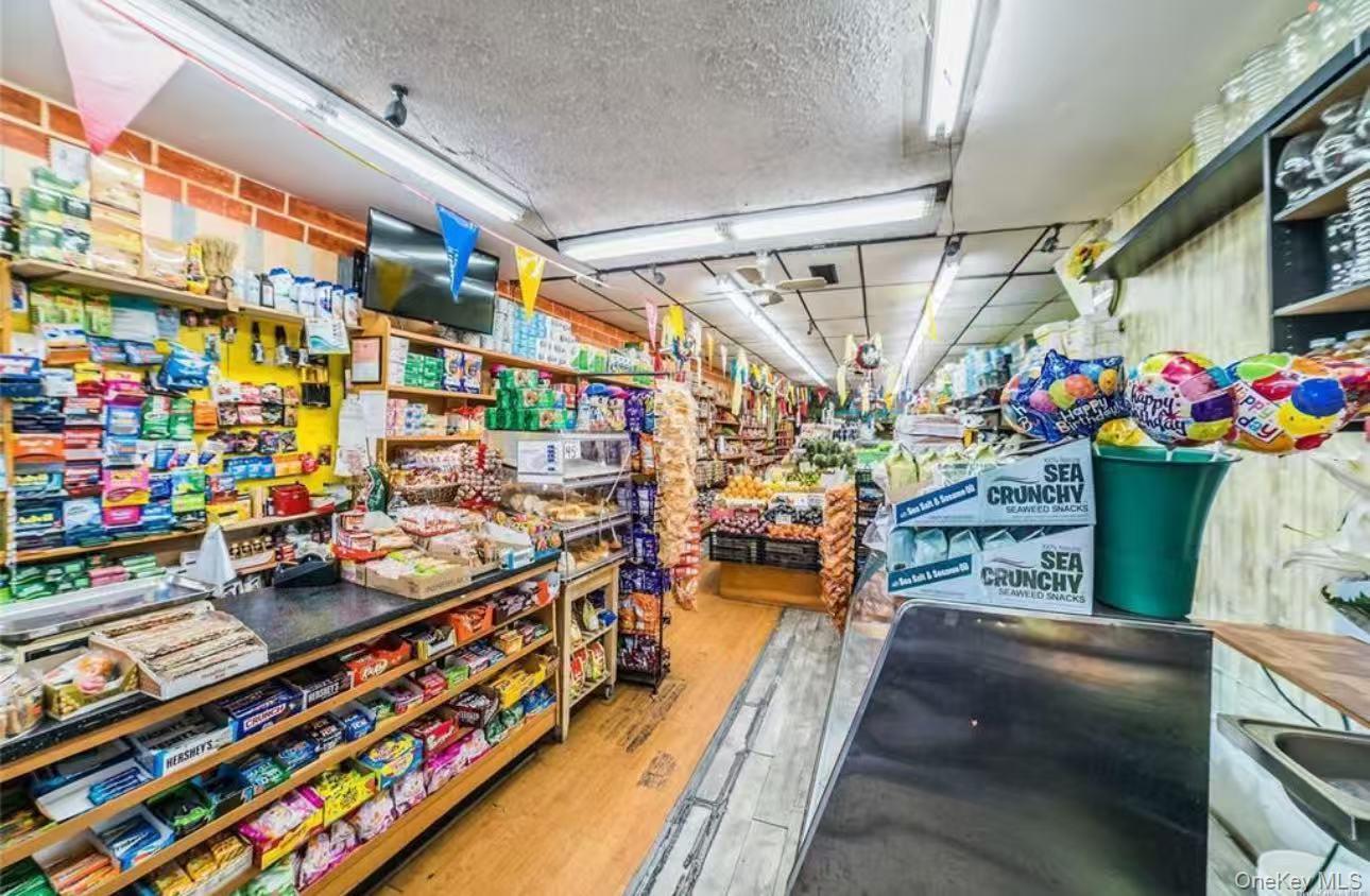 #2 photo, 8505 Jamaica Avenue, Woodhaven , NY 11421