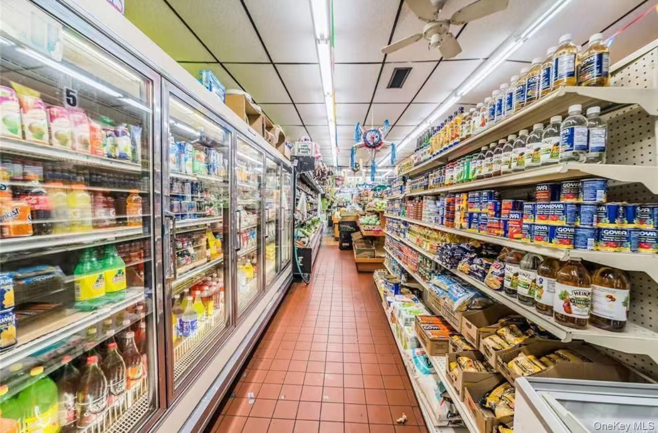 #4 photo, 8505 Jamaica Avenue, Woodhaven , NY 11421