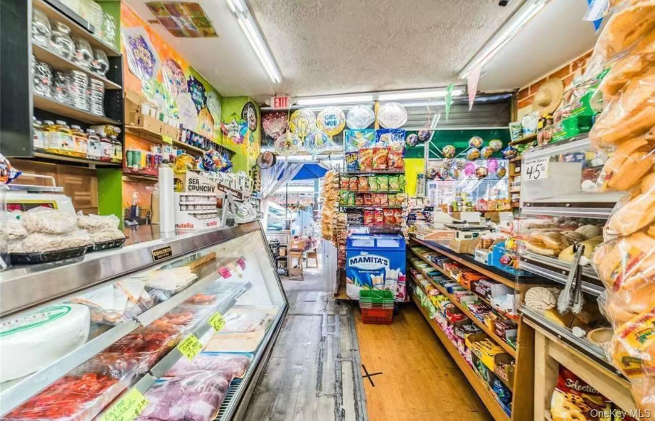 #6 photo, 8505 Jamaica Avenue, Woodhaven , NY 11421