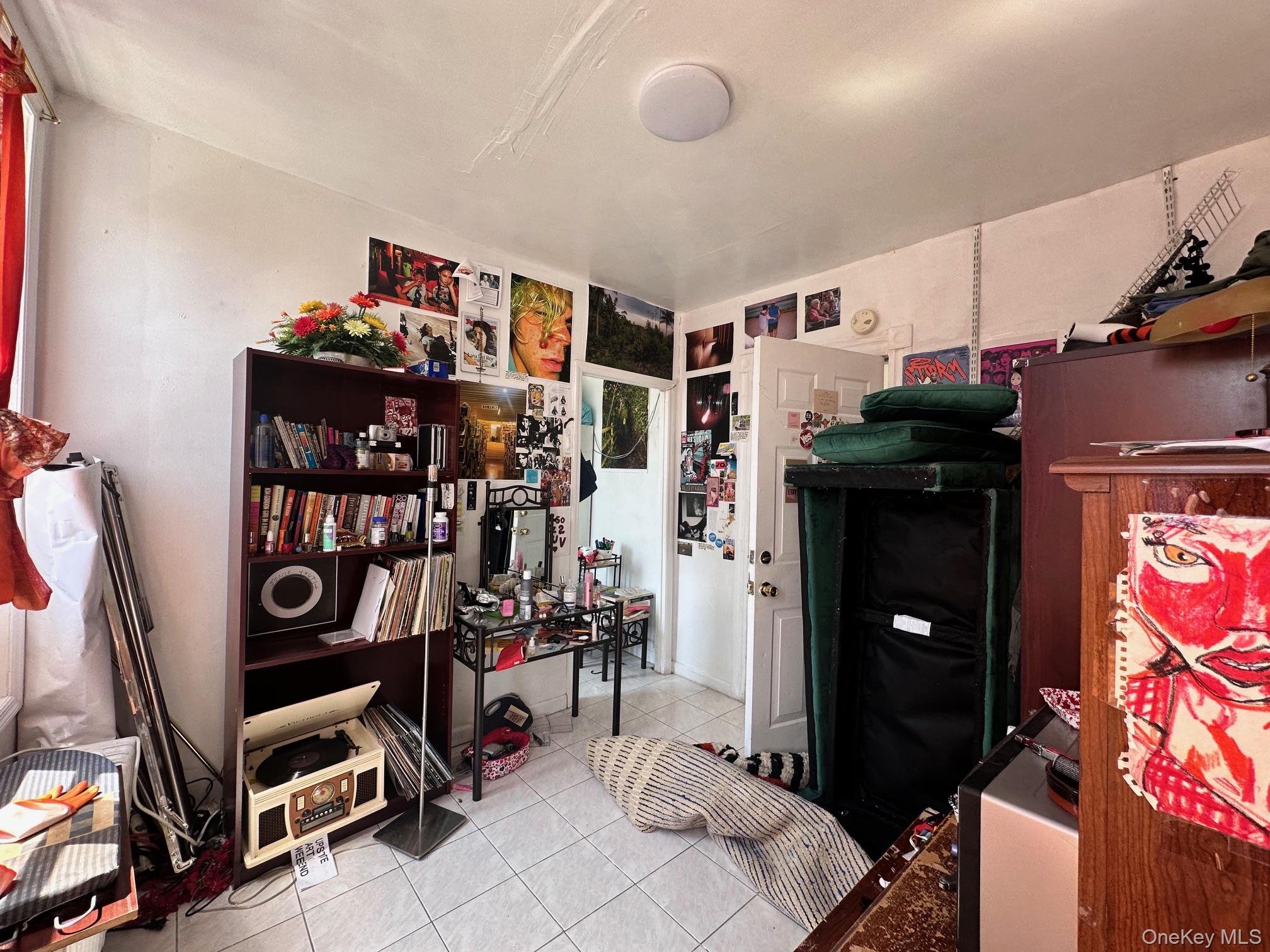 #4 photo, 4134 39th Street, クイーンズ区 Long Island City , NY 11104