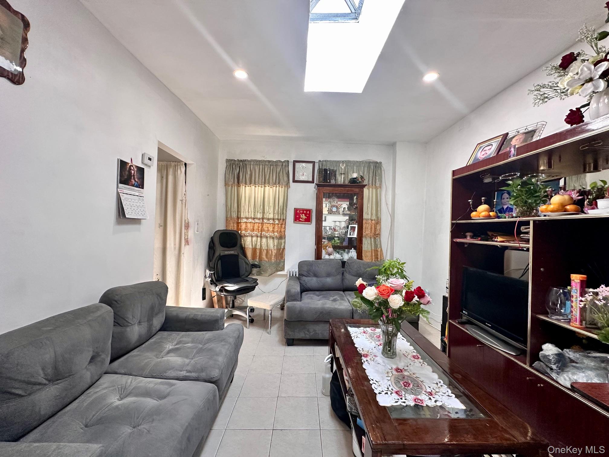 #5 photo, 4134 39th Street, クイーンズ区 Long Island City , NY 11104