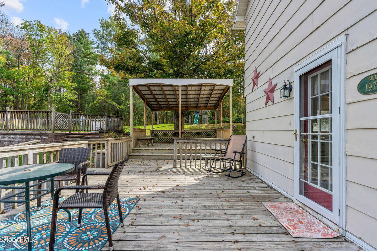 #54 photo, 233 Maple Avenue, Duanesburg , NY 12053