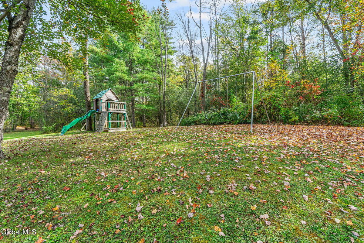 #57 photo, 233 Maple Avenue, Duanesburg , NY 12053