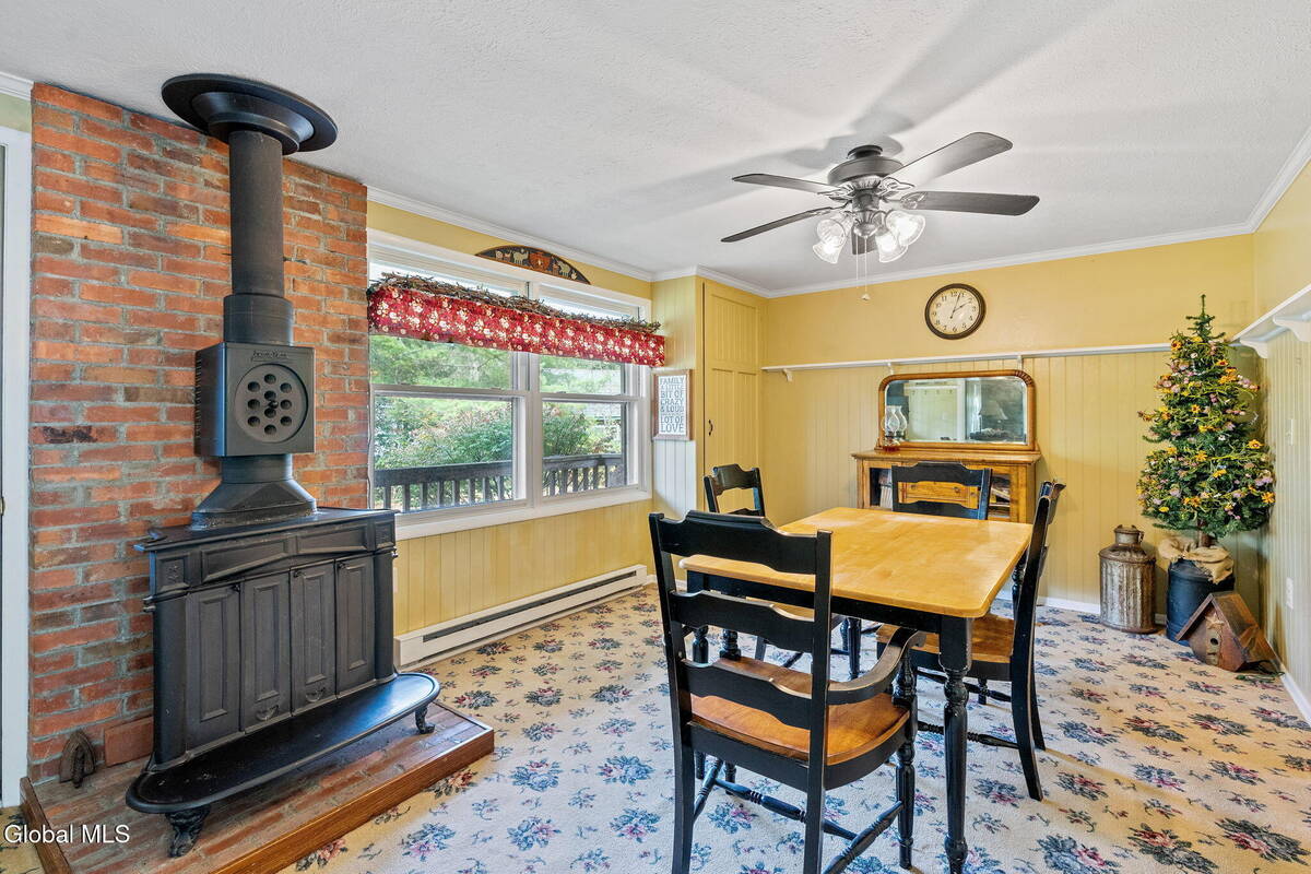 #9 photo, 233 Maple Avenue, Duanesburg , NY 12053