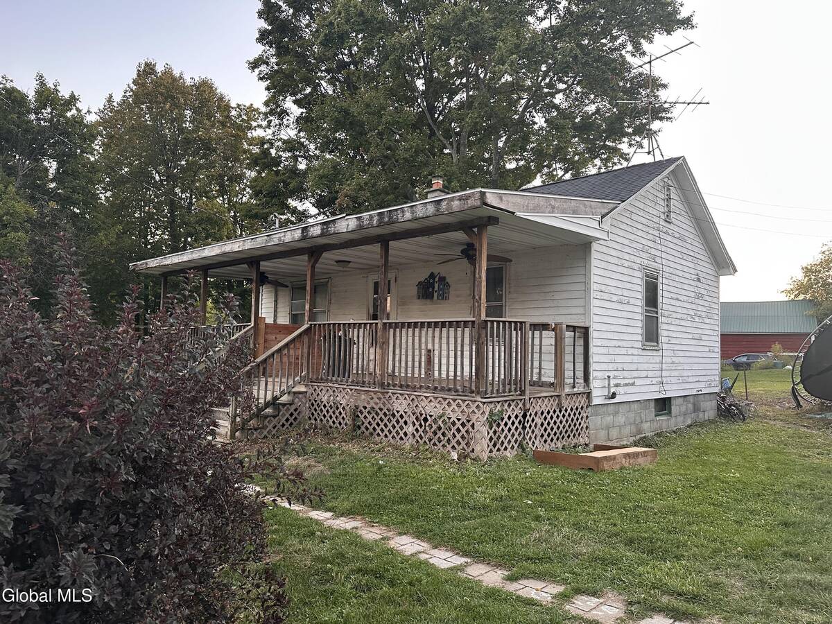 #2 photo, 5 Hart Terrace, New Scotland , NY 12041