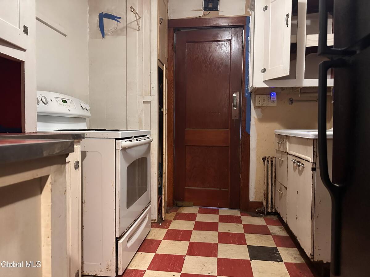 #8 photo, 5 Hart Terrace, New Scotland , NY 12041