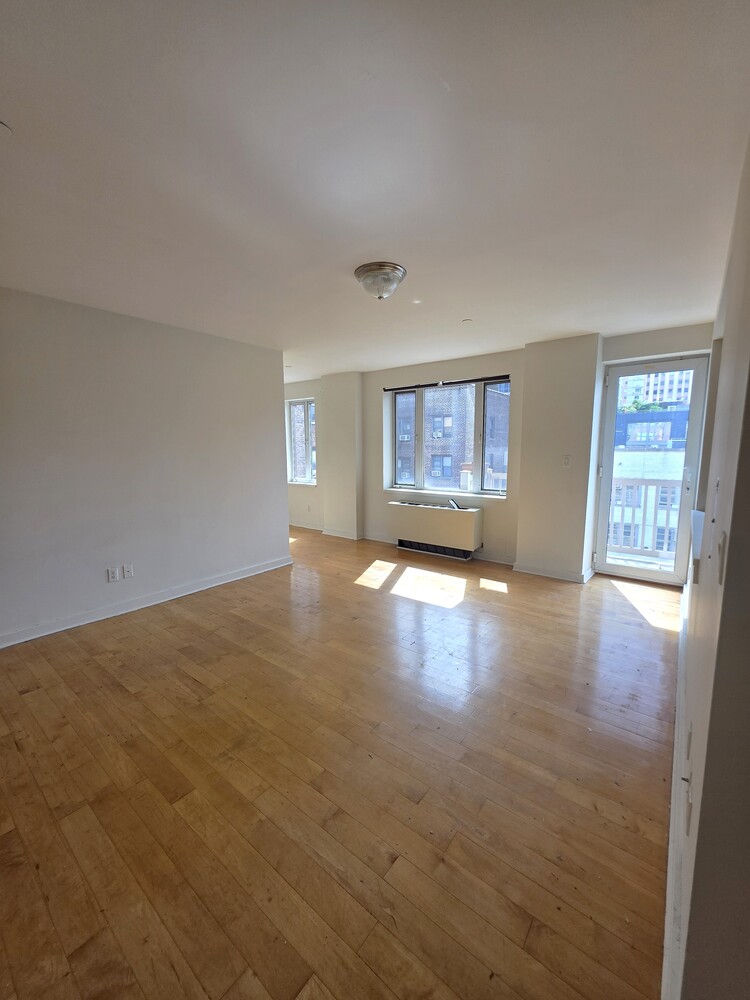 #3 photo, New York City, マンハッタン Hells Kitchen , NY 10019