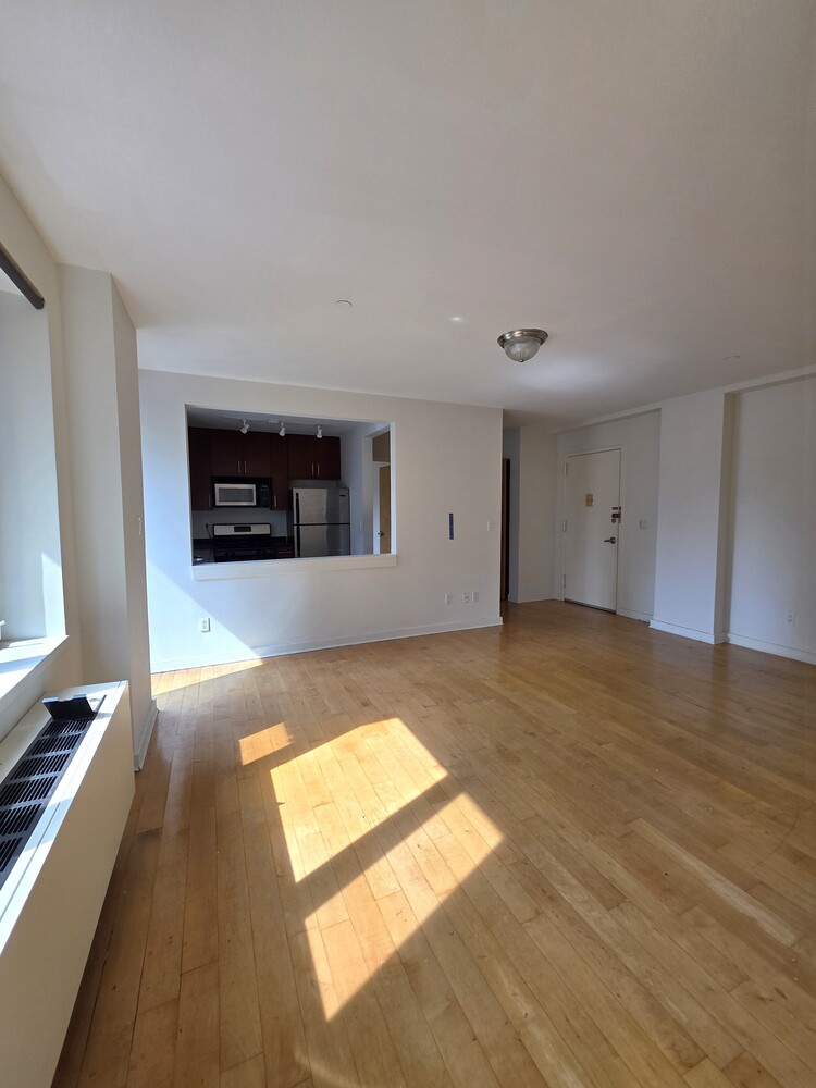 #5 photo, New York City, マンハッタン Hells Kitchen , NY 10019