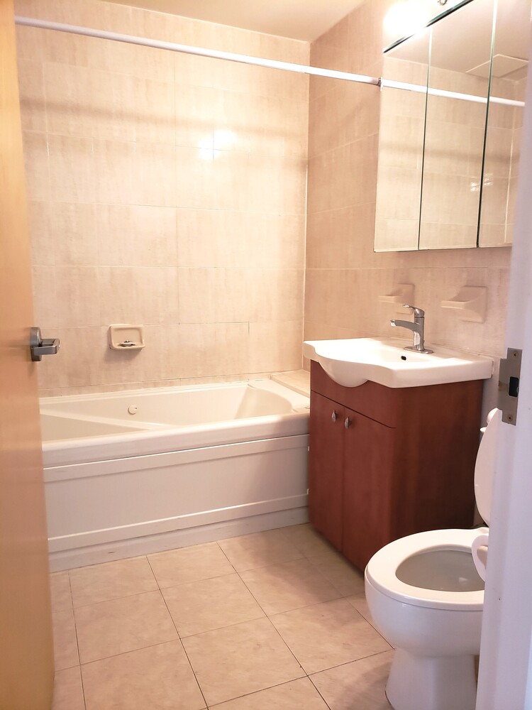 #7 photo, New York City, マンハッタン Hells Kitchen , NY 10019